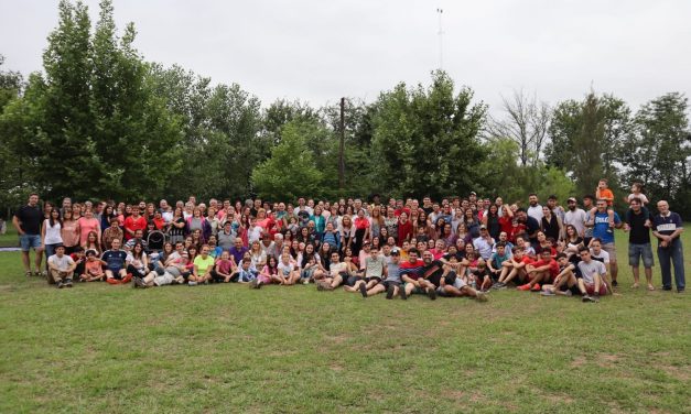 Somos iglesia, seamos Familia